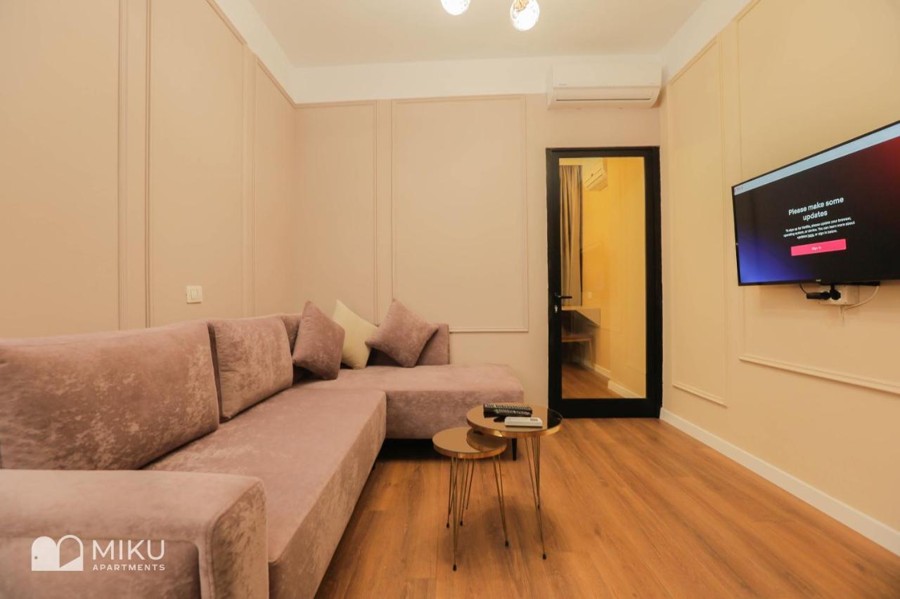 Miku Apartment - Perfect 1Bedroom At Komuna E Parisit 地拉那 外观 照片