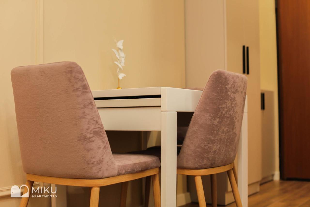 Miku Apartment - Perfect 1Bedroom At Komuna E Parisit 地拉那 外观 照片