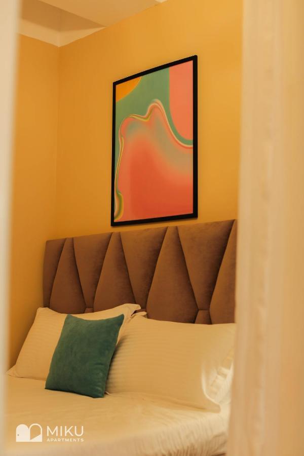 Miku Apartment - Perfect 1Bedroom At Komuna E Parisit 地拉那 外观 照片