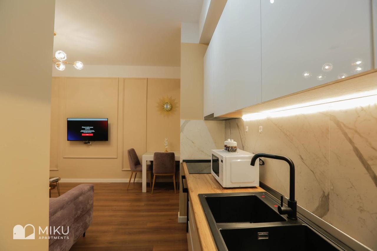 Miku Apartment - Perfect 1Bedroom At Komuna E Parisit 地拉那 外观 照片