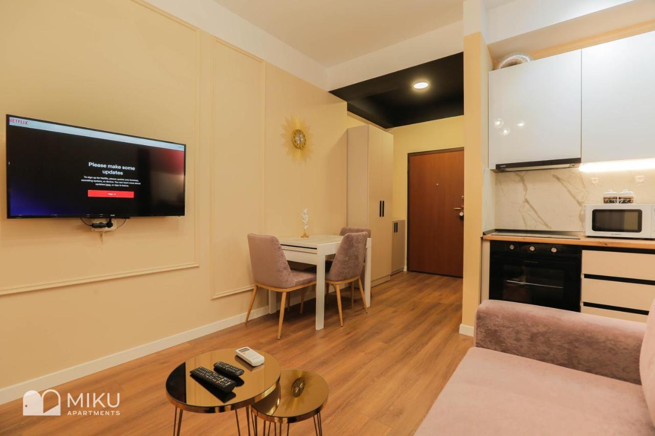 Miku Apartment - Perfect 1Bedroom At Komuna E Parisit 地拉那 外观 照片