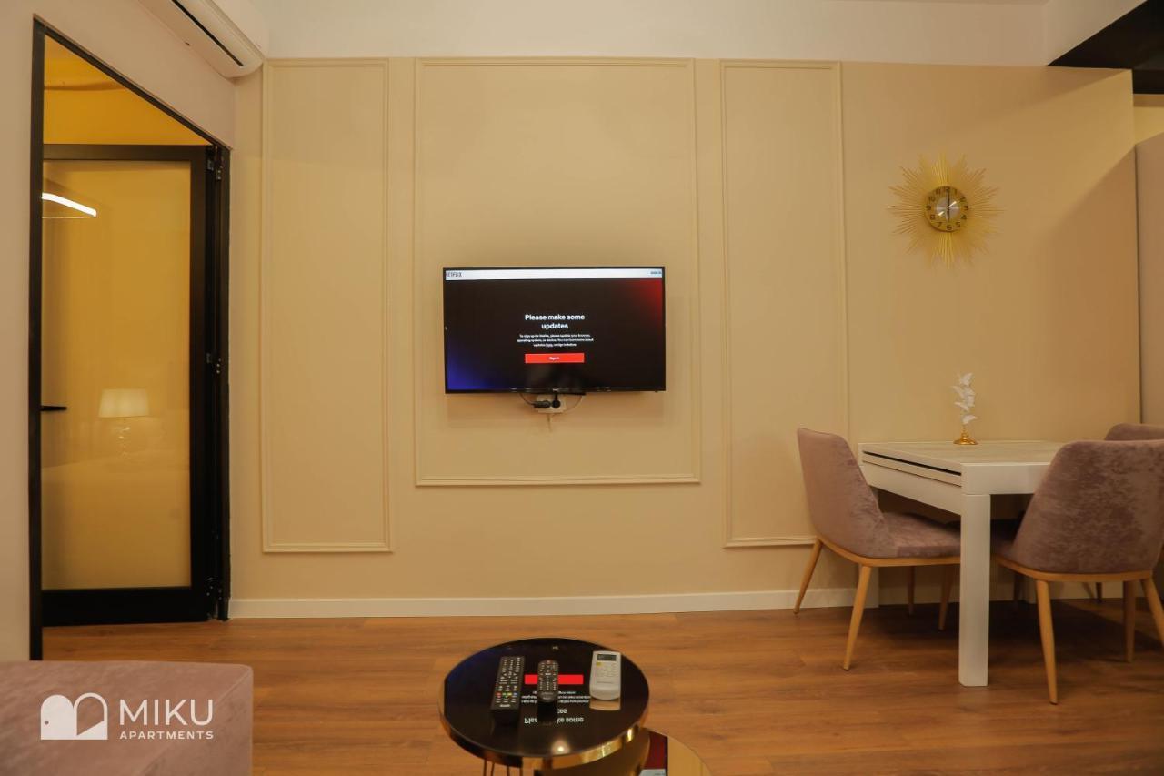 Miku Apartment - Perfect 1Bedroom At Komuna E Parisit 地拉那 外观 照片