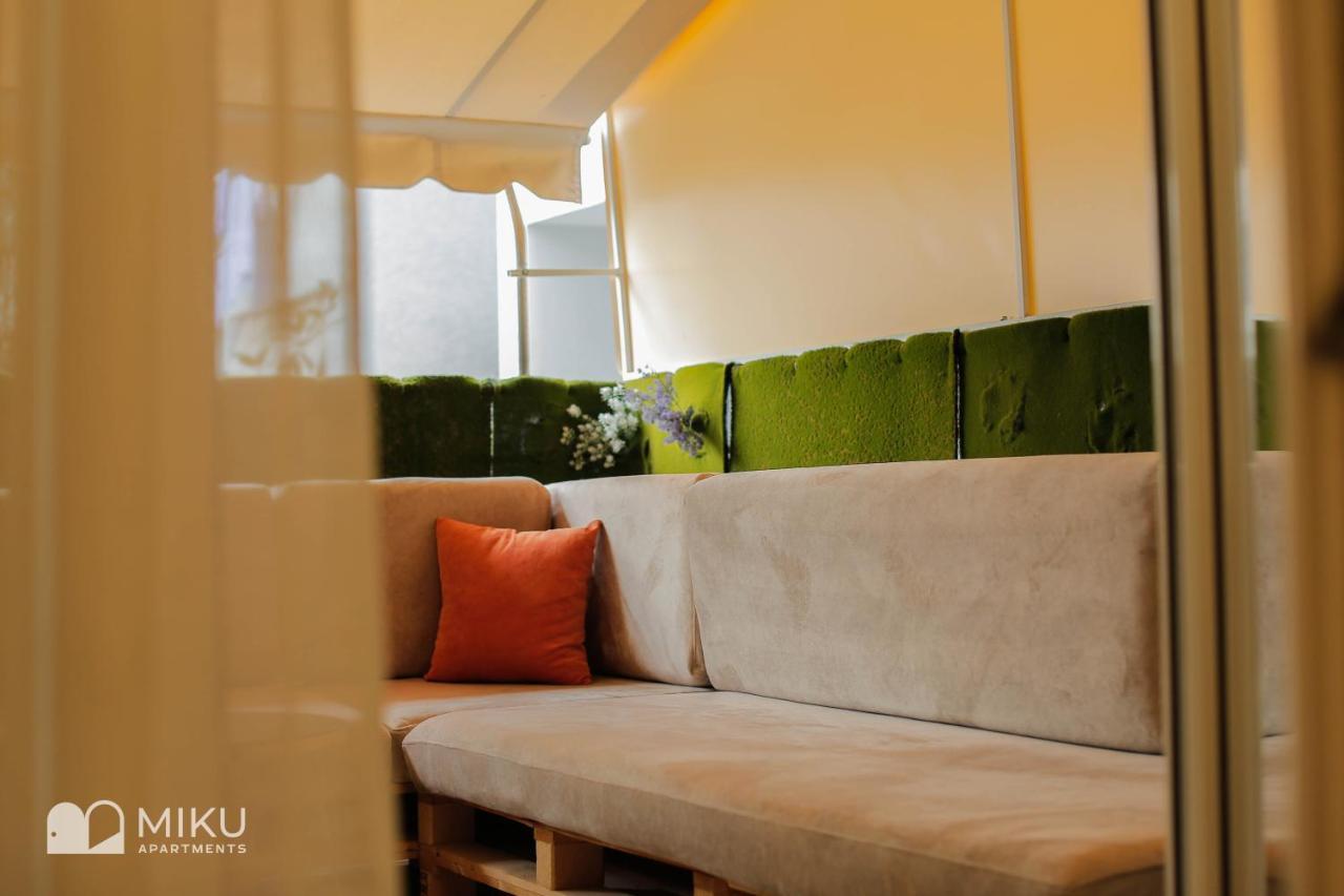 Miku Apartment - Perfect 1Bedroom At Komuna E Parisit 地拉那 外观 照片