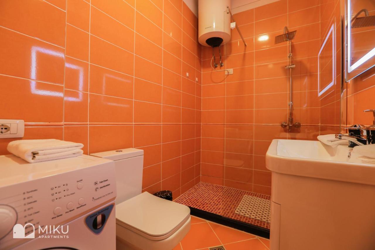 Miku Apartment - Perfect 1Bedroom At Komuna E Parisit 地拉那 外观 照片